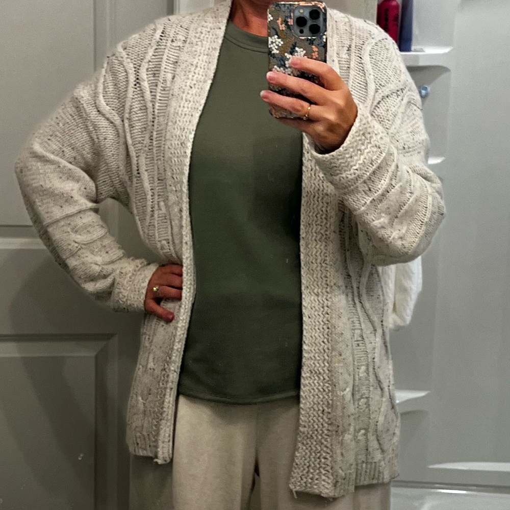 Universal Thread Cream Cable Knit Cardigan